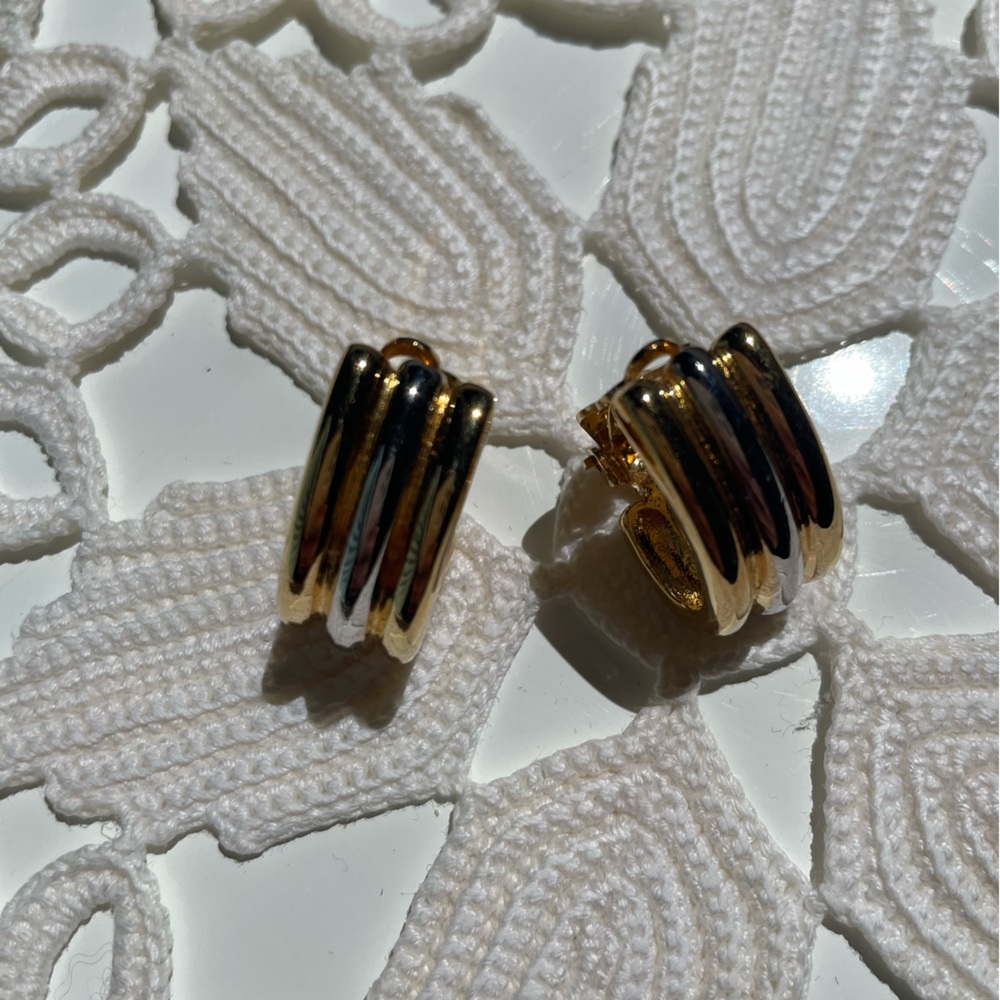 Vintage Nina Ricci Gold-Toned Women's Earrings